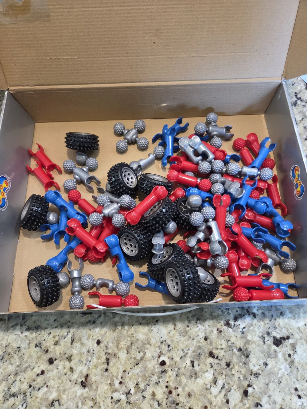ZOOB MOBILE 76pc Building Construction Toy Car Designer Set Zoobmobile Wheels